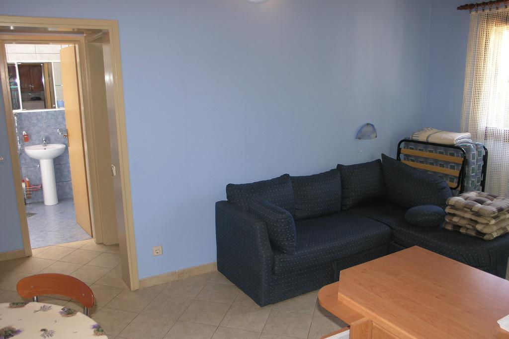 Apartments Mia Mo Премантура Стая снимка