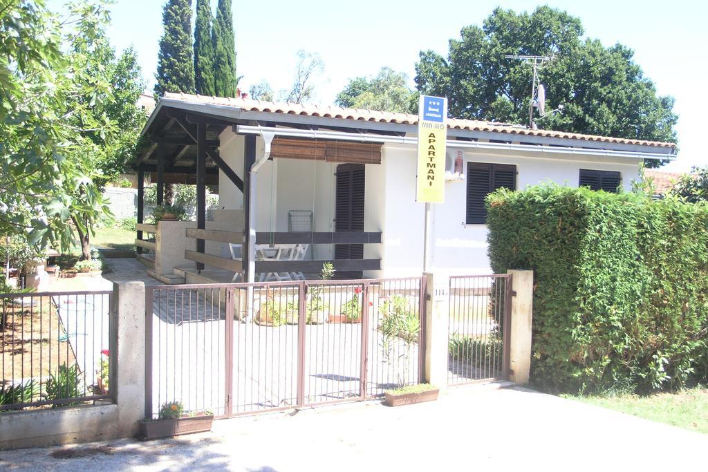 Apartments Mia Mo Премантура Стая снимка